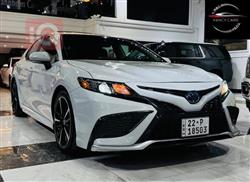 تۆیۆتا کامری